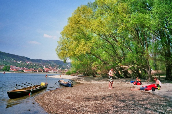 Visegrad_am_Kiesstrand_DWM07.jpg